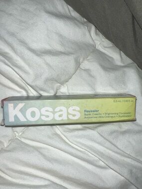 Kosas Concealer in 4.5N